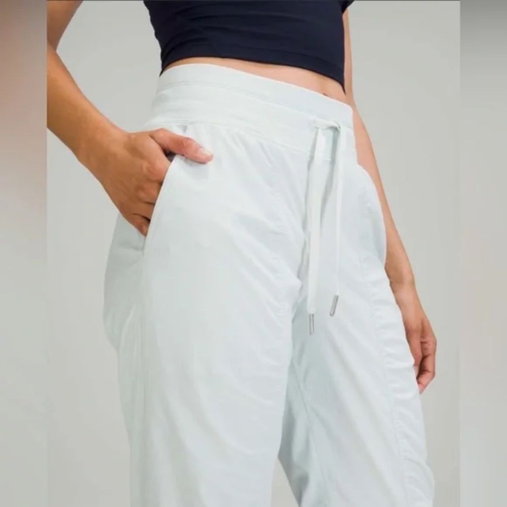 Lululemon Dance Studio Jogger *Lined Size 2